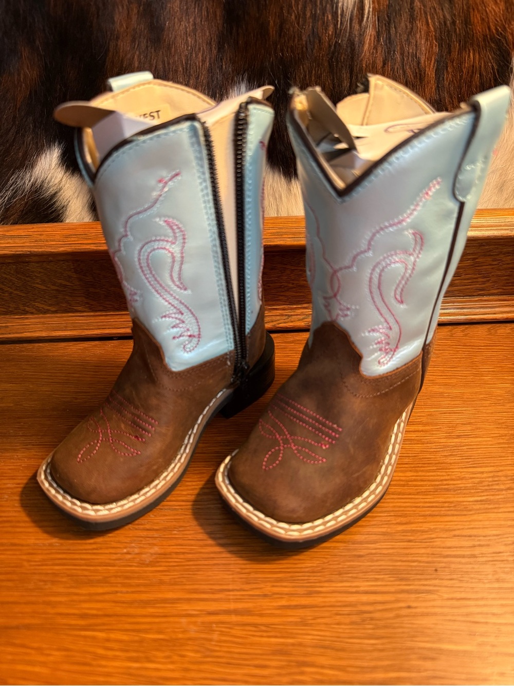 Old West Toddler Girls’ Western Turquoise & Pink Boots - Size 4 - NEW IN BOX - Picture 1 of 6